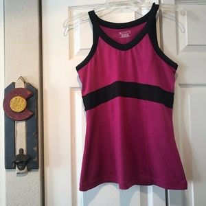 Women’s Workout top with attached sports bra